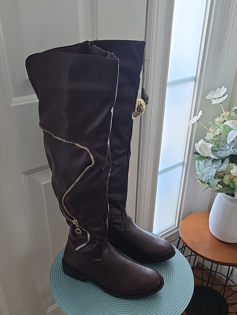 Henry Ferrera Brand Women's Burgundy Tall Boots Size 8